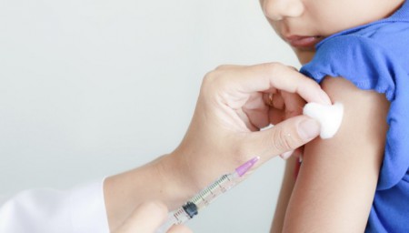 Começou vacinação de 47 milhões de crianças e adolescentes 
